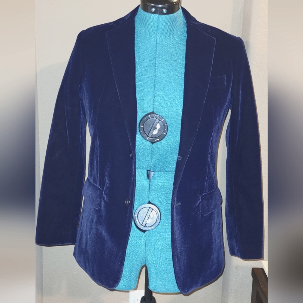 Rich deep midnight  blue velvet blazer Great as Women’s Small!